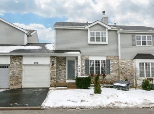 608 Sherwood Ct, Romeoville, IL 60446