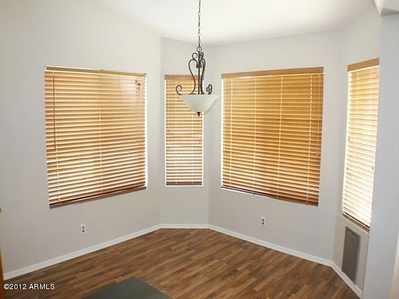 2nd image of 817 N Hillridge