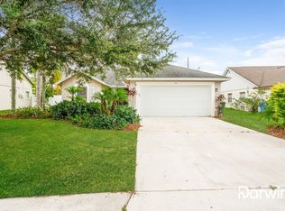 611 50th St E, Bradenton, FL 34208