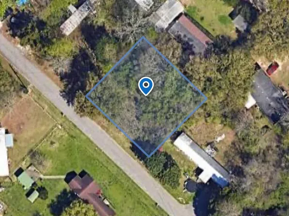 6221 Tuxachanie #2, Biloxi, MS 39532