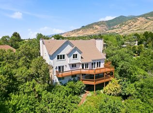 923 Wilshire Ct, Farmington, UT 84025