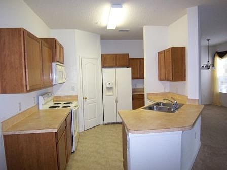 2nd image of 1520 Broken Oak Dr