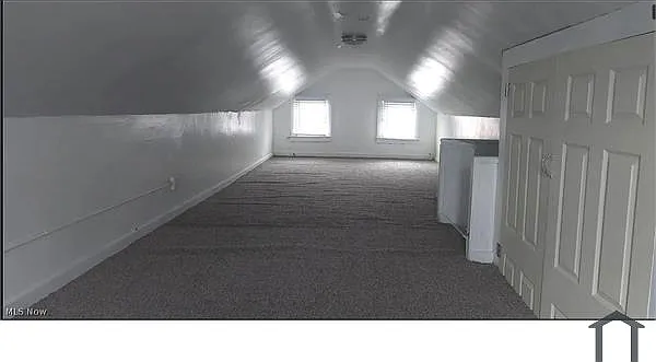 370 Lora Ave — Photo 16