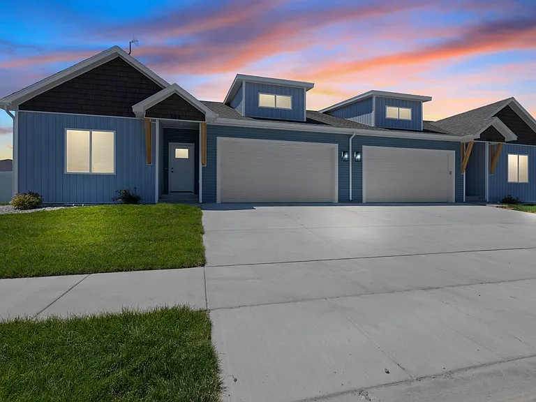 656 Jeanine Dr — Photo 74