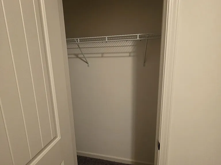 ROOM 1 CLOSET