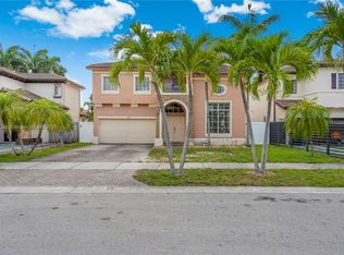 1724 SW 154th Path, Miami, FL 33194