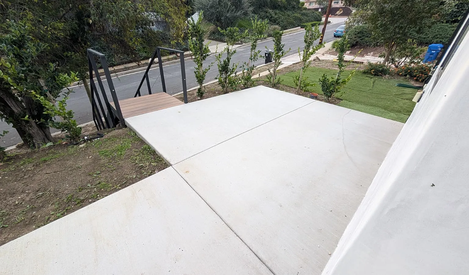 1 bed, 425 sqft, $2,670 — Photo 2