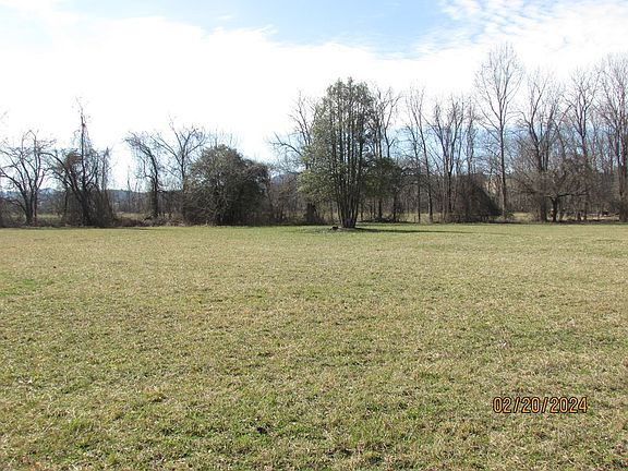 3rd image of 16 Waldorf Pl