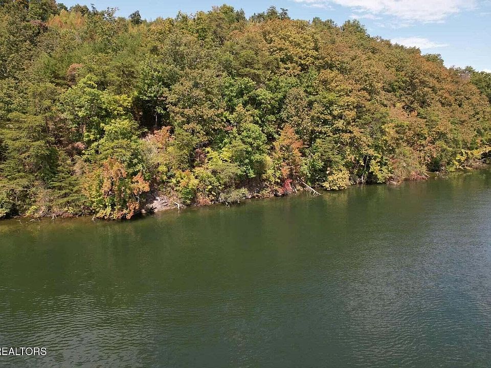 1st image of 39 Waterside Way