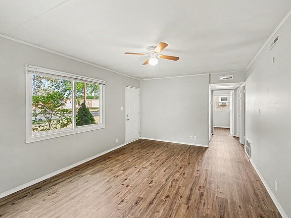 4th image of 3806 E Saint Andrews Rd