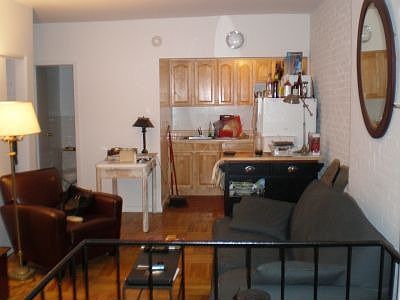 2nd image of 50 W 69th St APT 1B