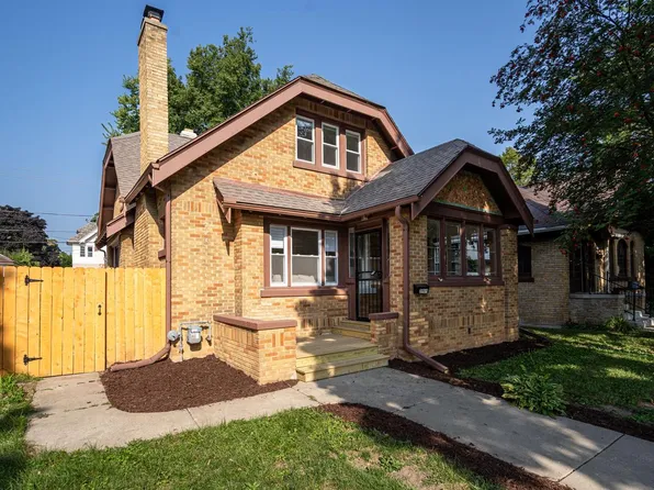 2969 North 46th STREET, Milwaukee, WI 53210