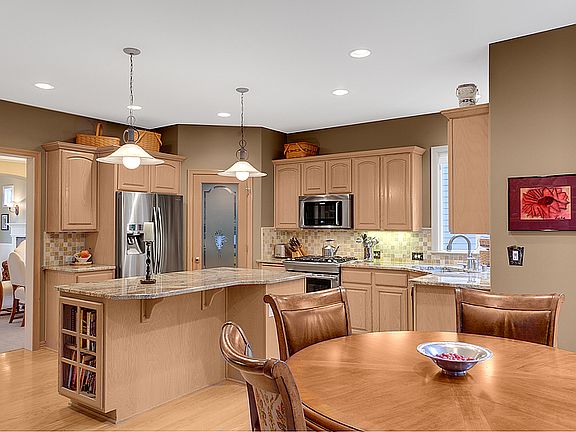 Large Kitchen 