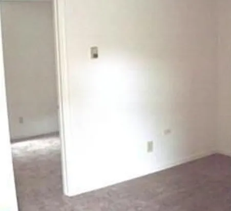 2514 W. 3rd - Apt H — Photo 2