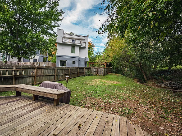 1470 Hardee St NE — Photo 22