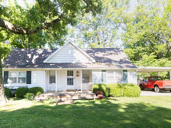 122 S Ozark St, Prairie Grove, AR 72753