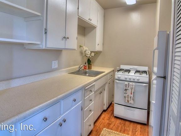 3rd image of 593 Saratoga Ave APT 08