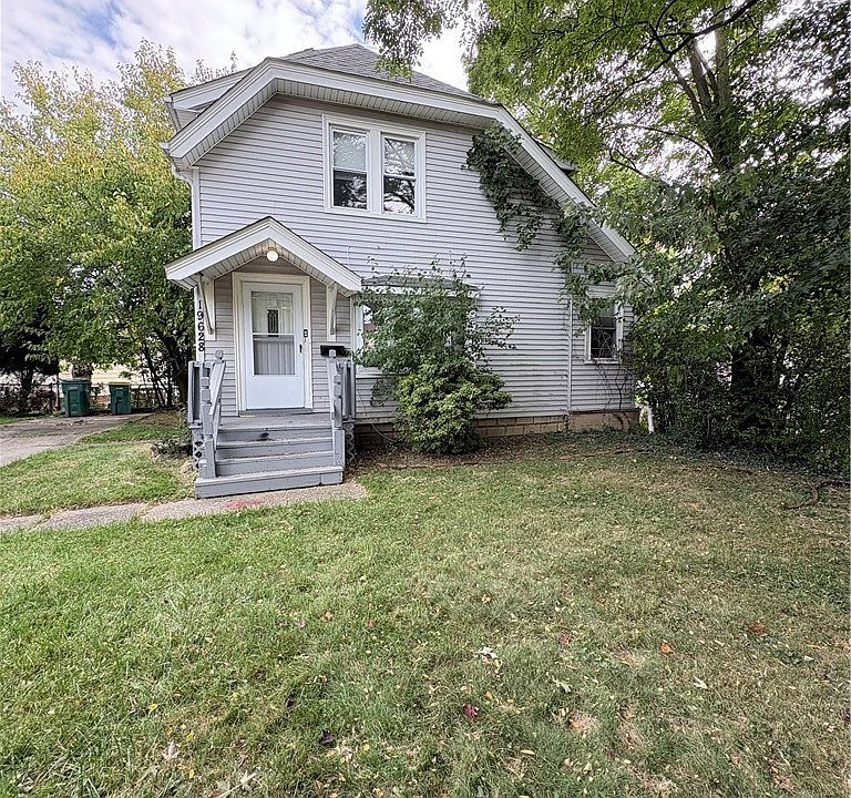 1st image of 19628 Maple Heights Blvd