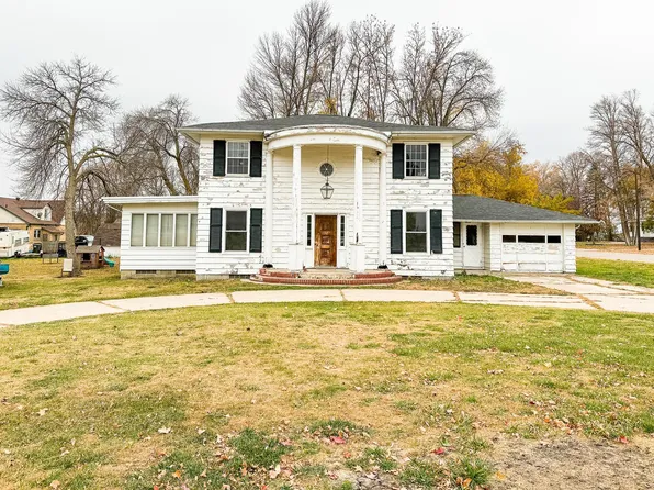 26 10th Ave NE, Elbow Lake, MN 56531