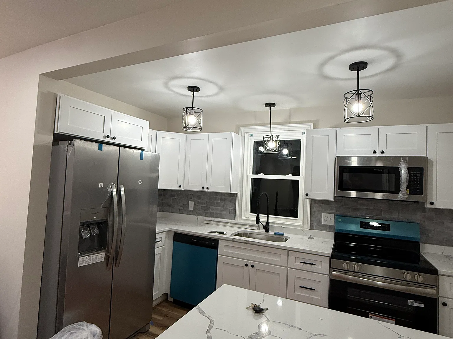 2 bed, $1,900 — Photo 1