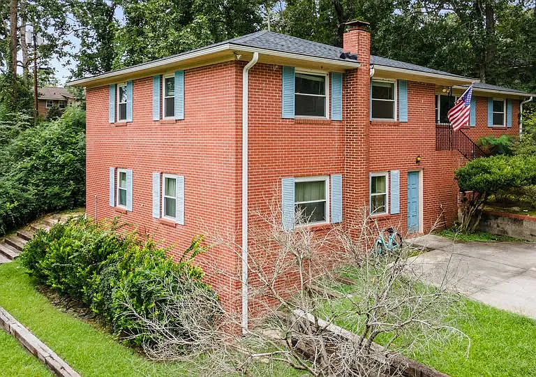 4140 Timberlane Dr — Photo 1