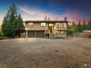 5641 E Grapeview Loop Rd, Allyn, WA 98524