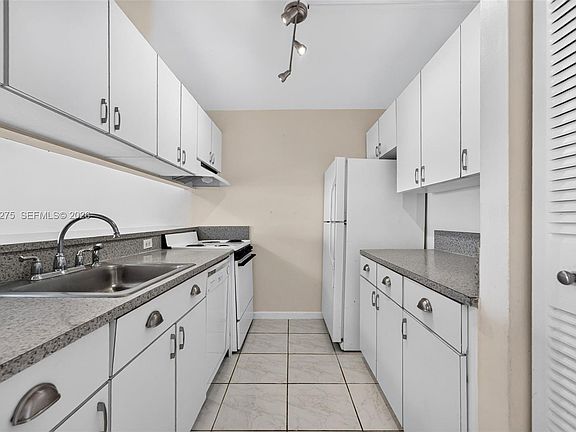 3rd image of 10801 SW 109th Ct APT D305