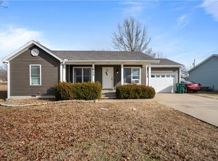 813 Alice Ave, Parsons, KS 67357