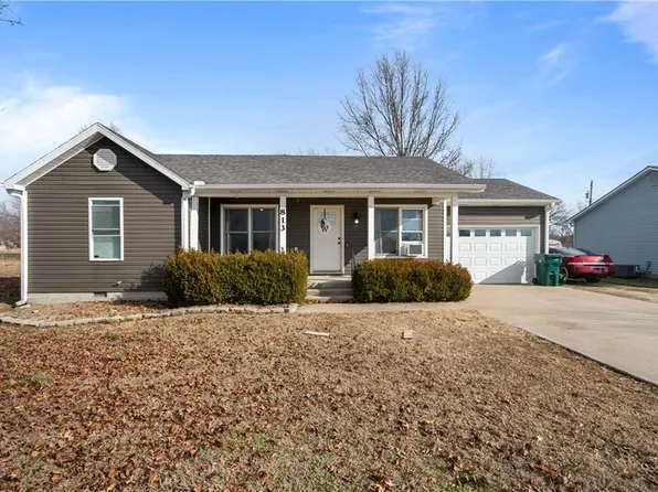 813 Alice Ave, Parsons, KS 67357