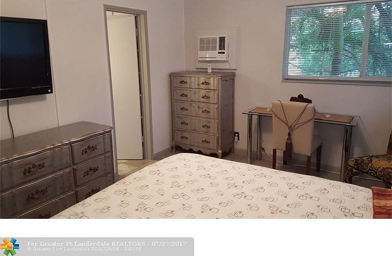 1st image of 2825 NE 33rd Ave APT 208