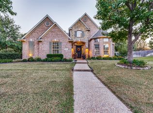 814 Forest Lakes Dr, Keller, TX 76248