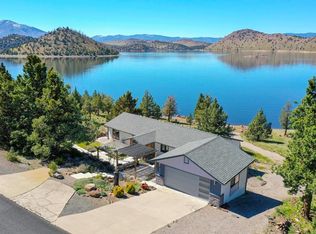 4824 Rainbow Dr, Weed, CA 96094