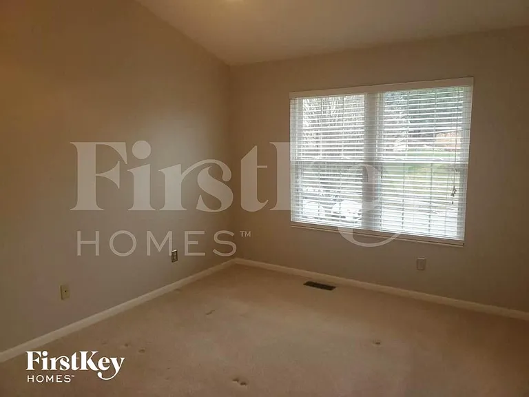 4198 Shayler Creek Dr — Photo 10