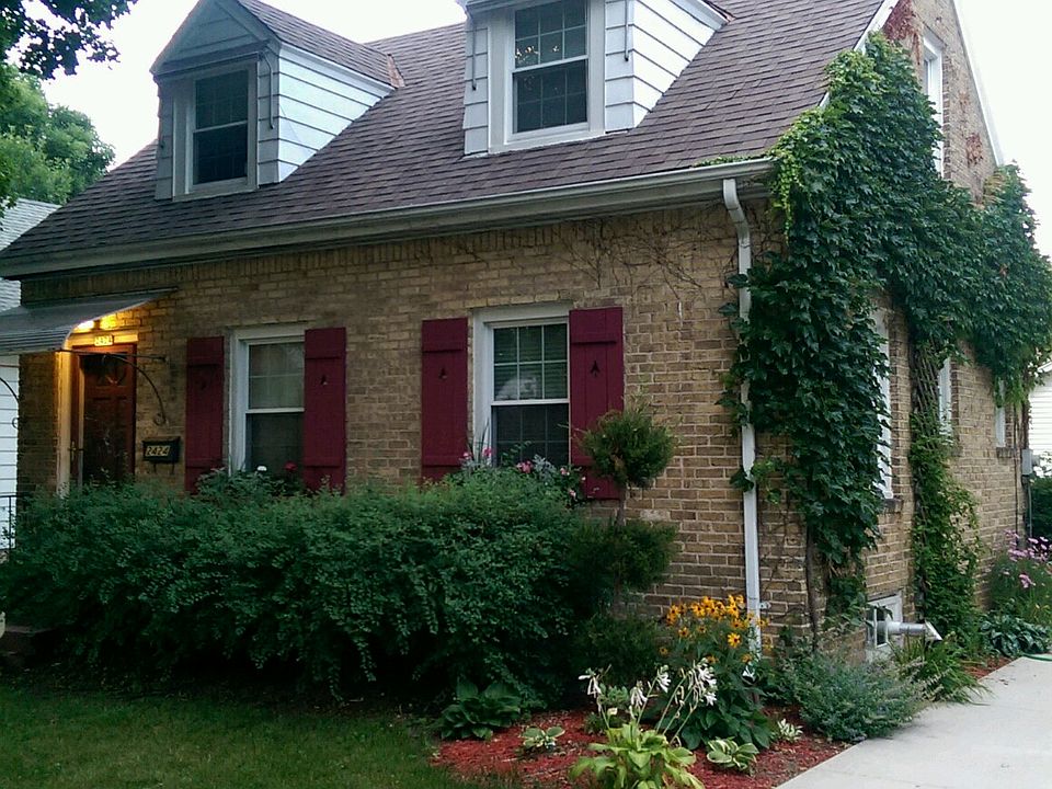 1st image of 2424 N 74th St