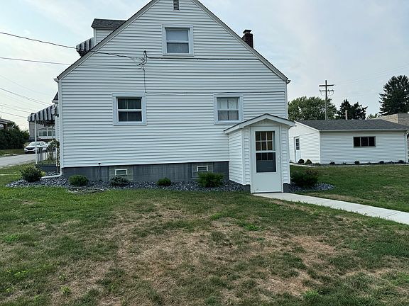 2nd image of 1910 Western Ave