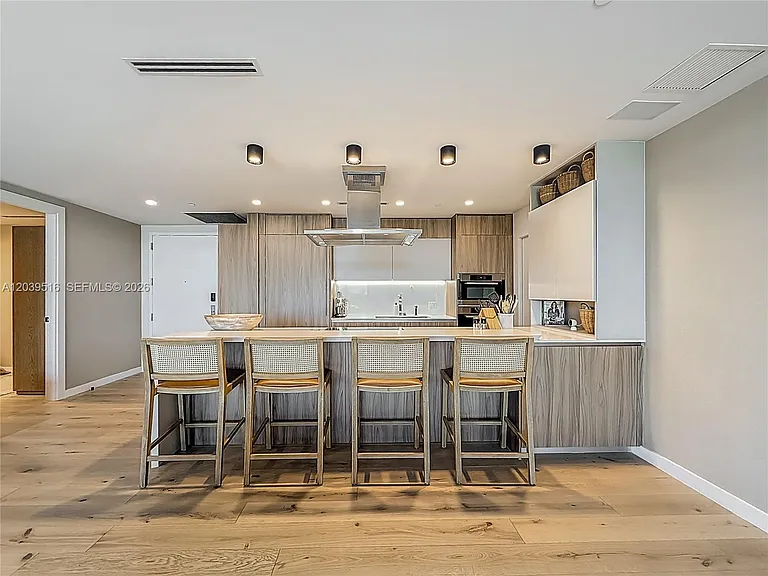 350 Ocean Dr #305N — Photo 8