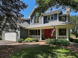 W5692 Sunset Rdg, Walworth, WI 53184