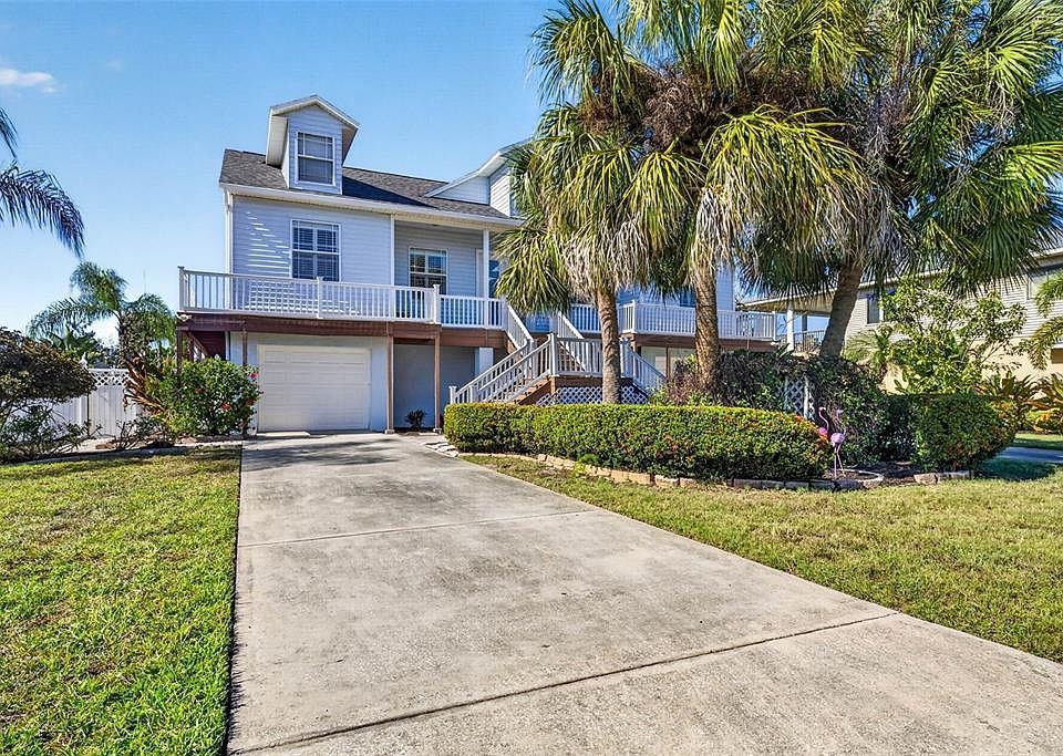 1st image of 821 BLUE HERON BOULEVARD