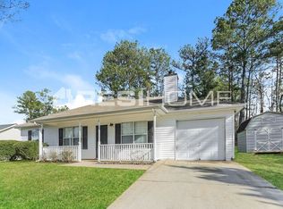 3 Ray Way, Grantville, GA 30220