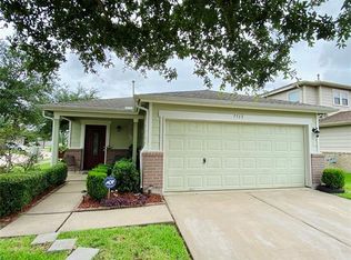7715 Sagemark Ridge Dr, Cypress, TX 77433