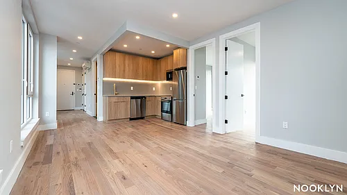 31-61 Vernon Blvd #7H Photo 1