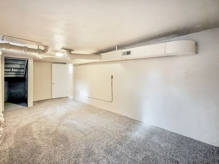 873 Binford St — Photo 16