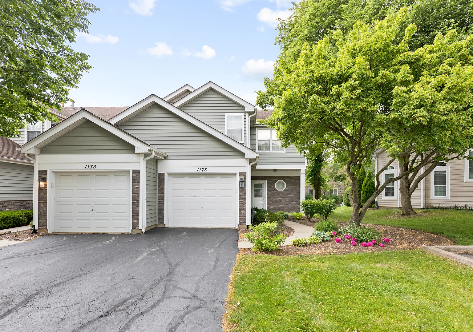 3 bed, 2.5 bath, $2,600 — Photo 2
