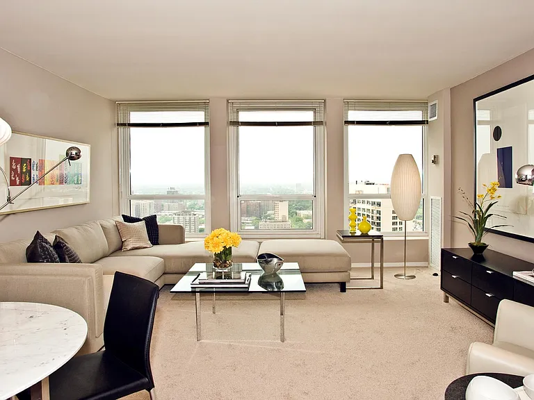 Dining/Living room