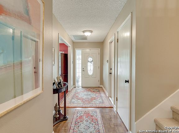 2nd image of 1519 Vista Del Monte