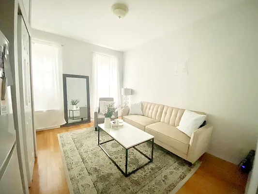 Rented by Waverly Realty Associates | media 1