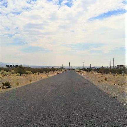 3rd image of 3741 Kaibab St