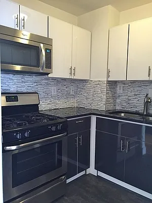 Rented by Extreme Homes Management | media 33