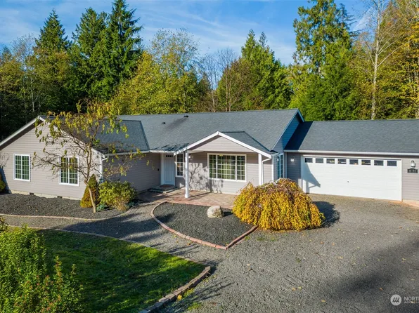 8655 SE Northway Place, Port Orchard, WA 98366