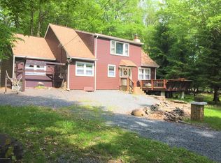 314 Owassa Dr, Pocono Lake, PA